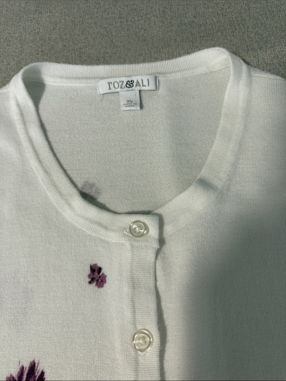 Roz & Ali White Cardigan with Purple Floral Print Size XL. - Picture 15 of 16